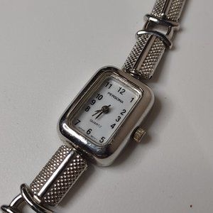 Silver Tone Metal Analog Quartz Persona Watch